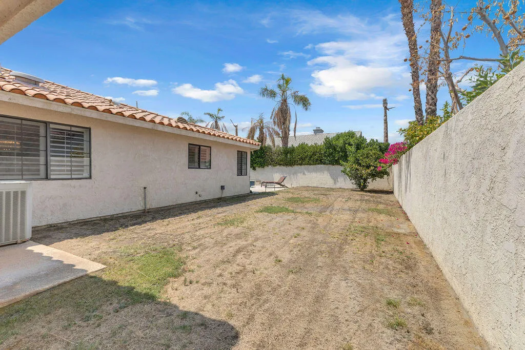 78750 Martinique Drive, Indio, California 92203 home-pic-38